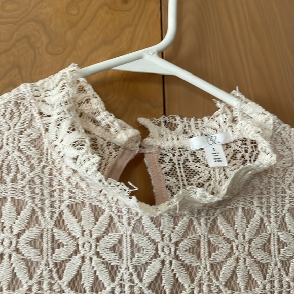 🤍 NWT Lace Dress 🤍 - Picture 5 of 9